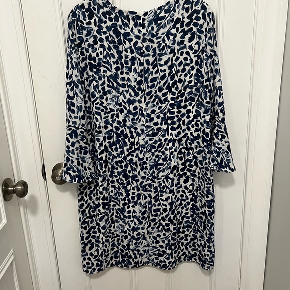 The Limited Dress - Picture 2 of 3